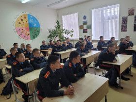 23 ноября  в онлайн-режиме прошла традиционная встреча министра образования и науки Республики Калмыкия с обучающимися девятых и одиннадцатых классов.
